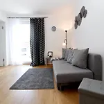 Modern Balcony Apartment With Pool Close To Lake In \